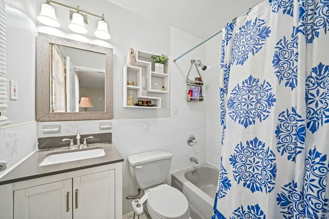 $2,200,000 | 84-70 159th Street | Jamaica Hills