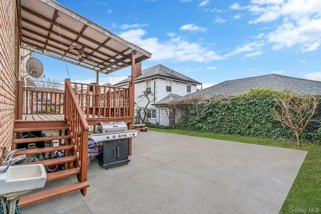 $2,200,000 | 84-70 159th Street | Jamaica Hills