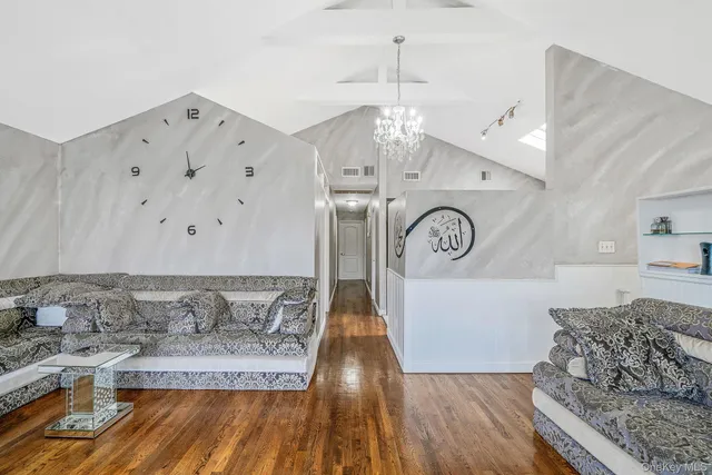 $2,200,000 | 84-70 159th Street | Jamaica Hills