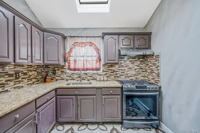 $2,200,000 | 84-70 159th Street | Jamaica Hills