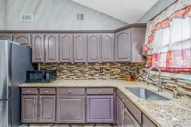 $2,200,000 | 84-70 159th Street | Jamaica Hills