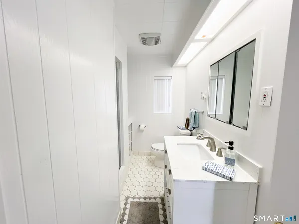 $2,000 | 54 Milesfield Avenue, Milford, CT 06460