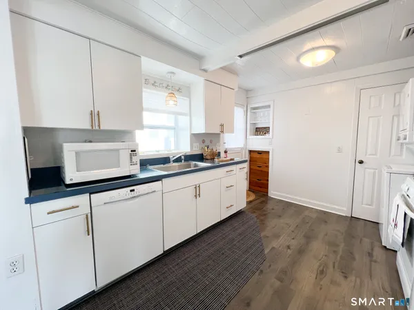 $2,000 | 54 Milesfield Avenue, Milford, CT 06460