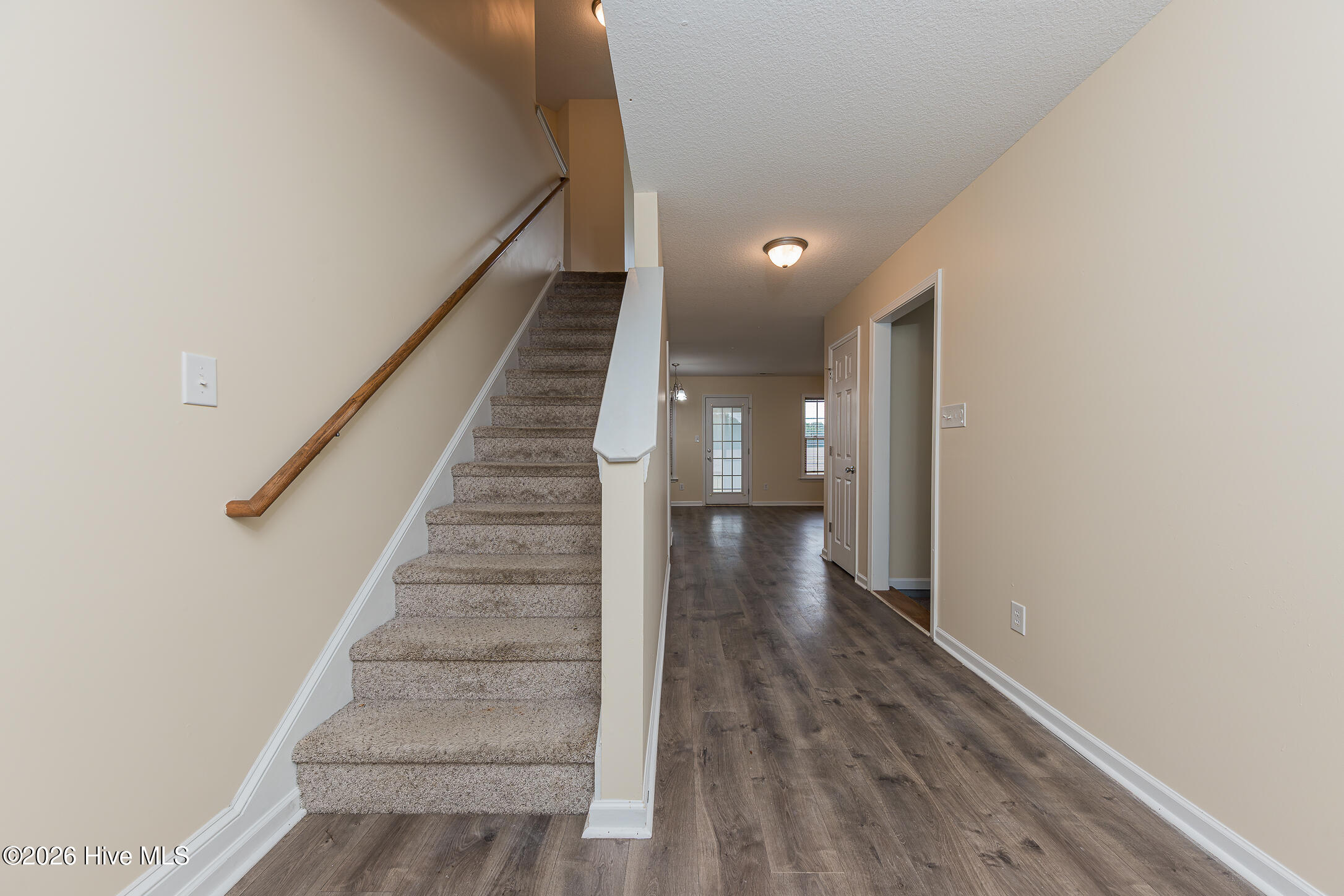 383 Francktown Road Richlands, NC 28574 - Photo 5 of 45 9FOYER