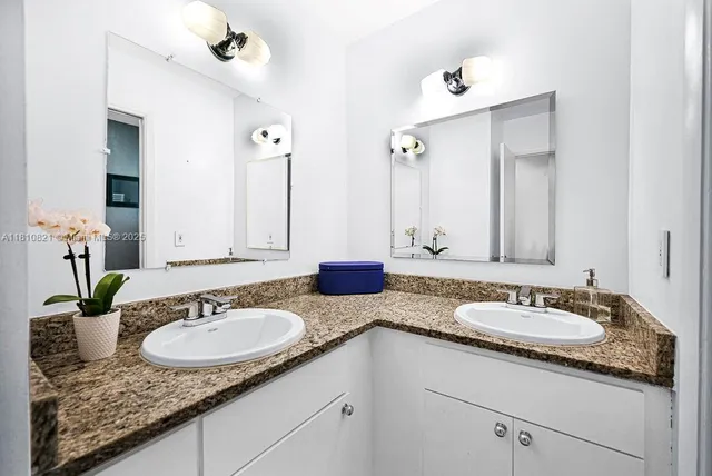 $2,075,000 | 1450 Ortega Avenue, Coral Gables, FL 33134