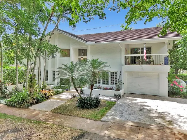 $2,075,000 | 1450 Ortega Avenue, Coral Gables, FL 33134