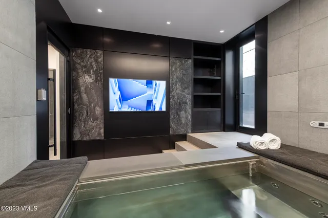 $19,500,000 | 463 Beaver Dam Road, Vail, CO 81657