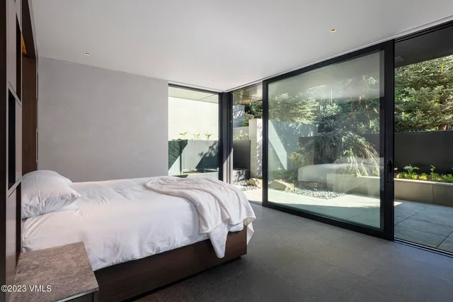 $19,500,000 | 463 Beaver Dam Road, Vail, CO 81657