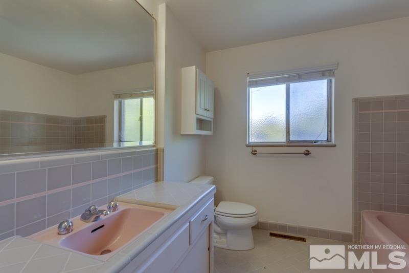 1075 Williams Avenue Reno, NV 89503 - Photo 14 of 25 Photo 14