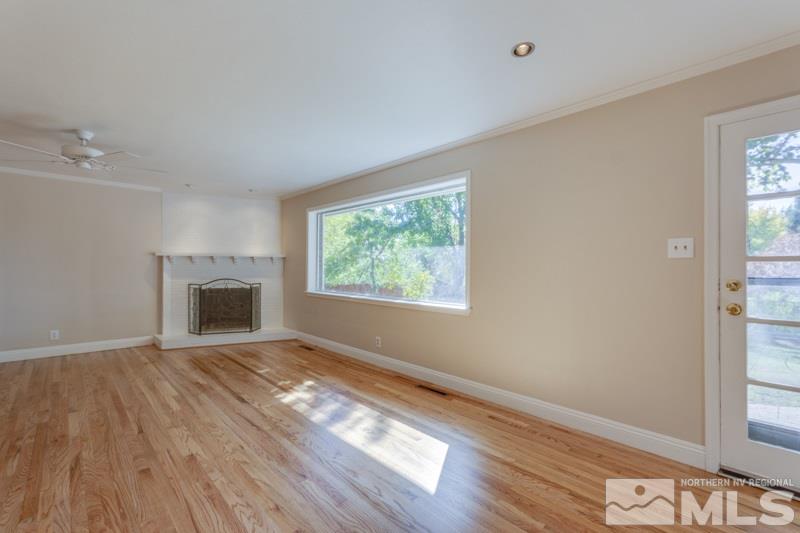 1075 Williams Avenue Reno, NV 89503 - Photo 6 of 25 Photo 6