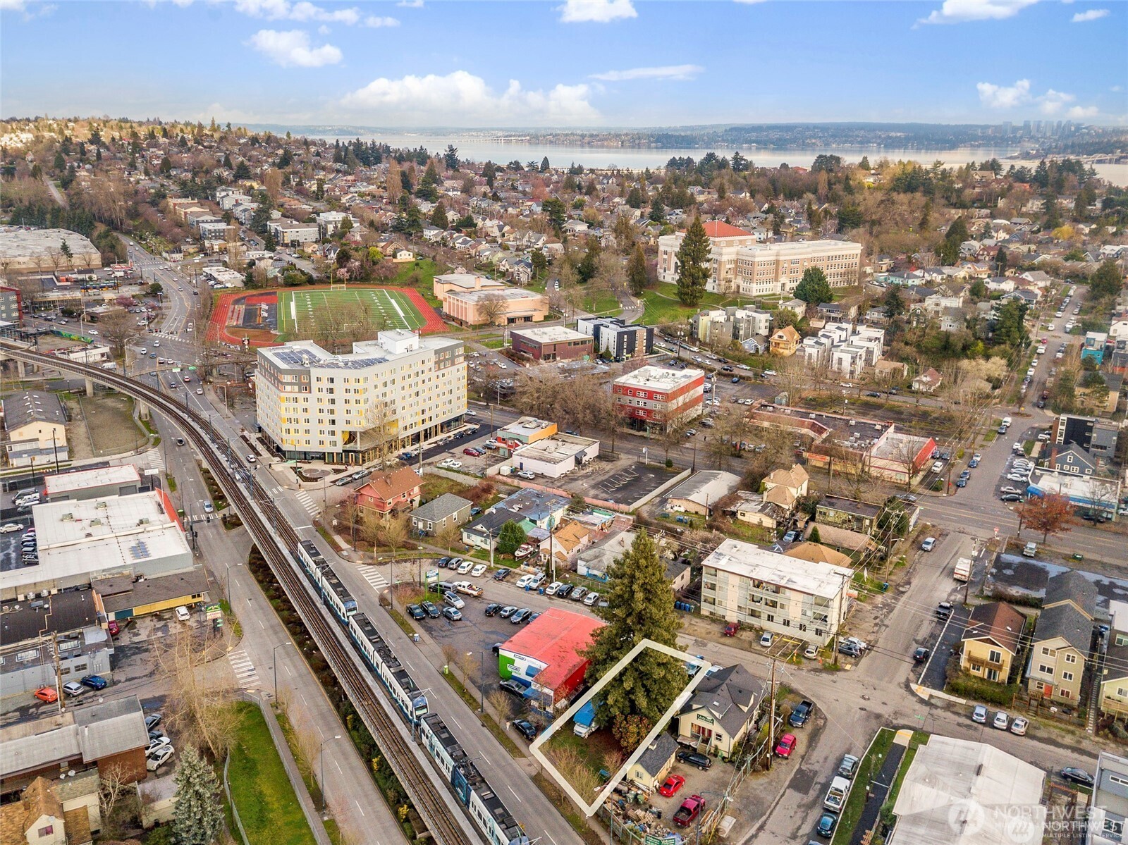 3219 Claremont Avenue South Seattle, WA 98144 - Photo 7 of 10 an aerial view of a city