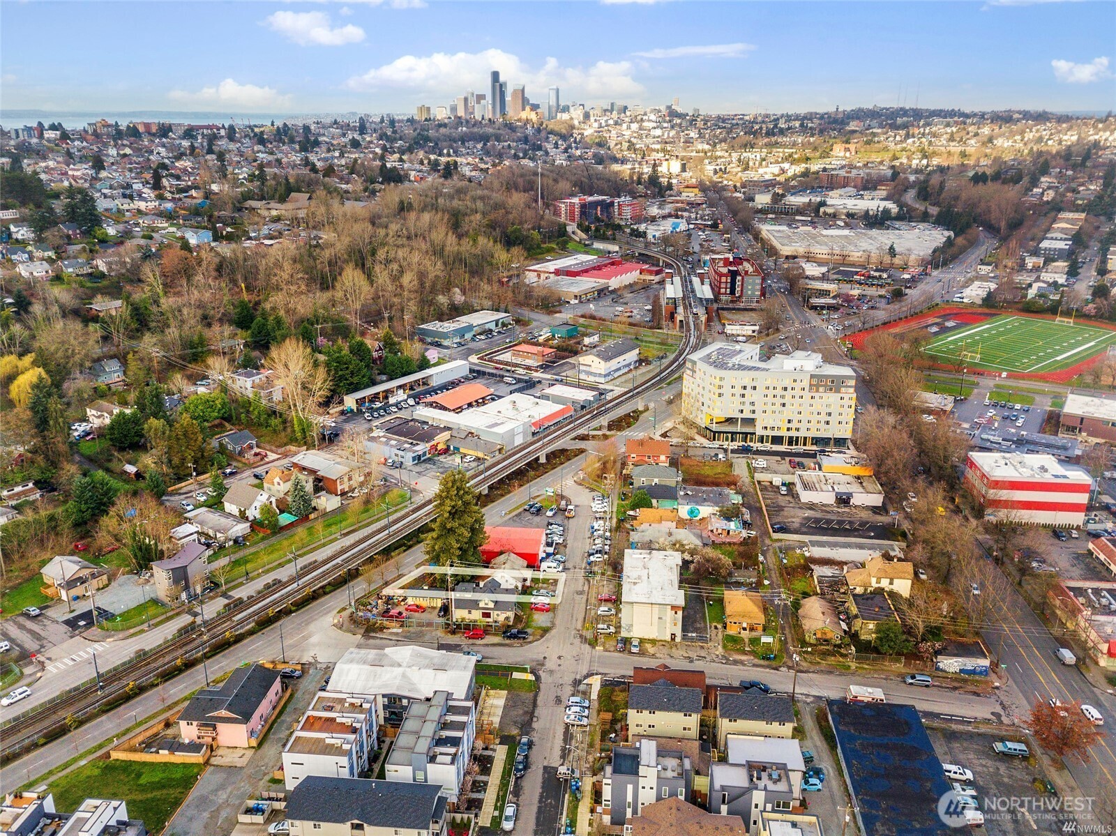 3219 Claremont Avenue South Seattle, WA 98144 - Photo 9 of 10 an aerial view of a city