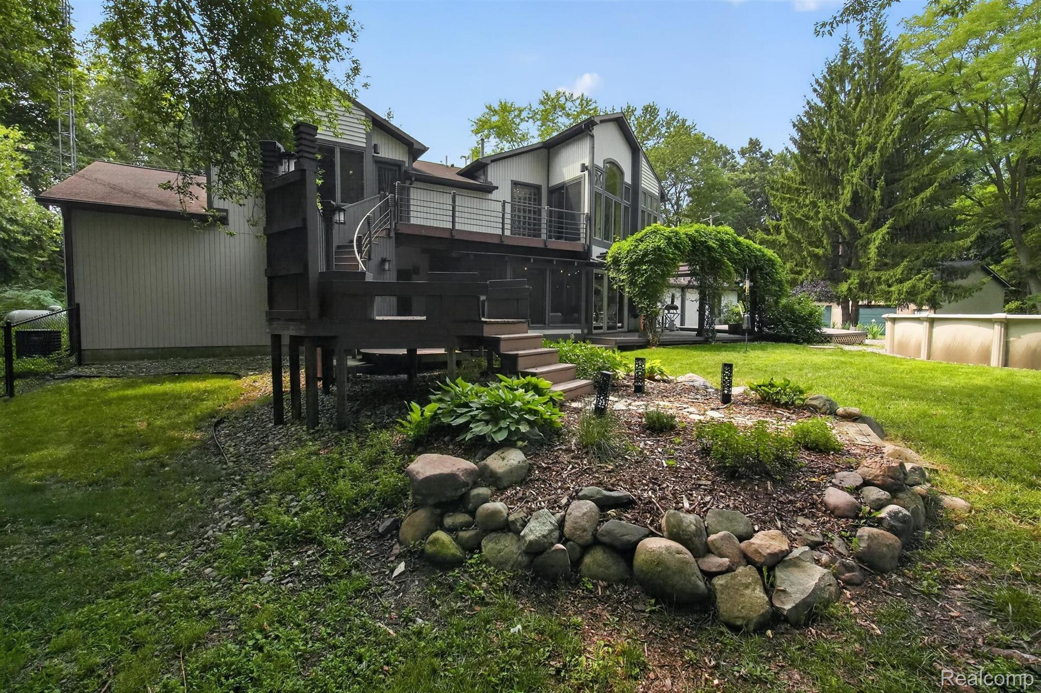 9319 Faussett Road Fenton, MI 48430 - Photo 55 of 70 57-57.jpg