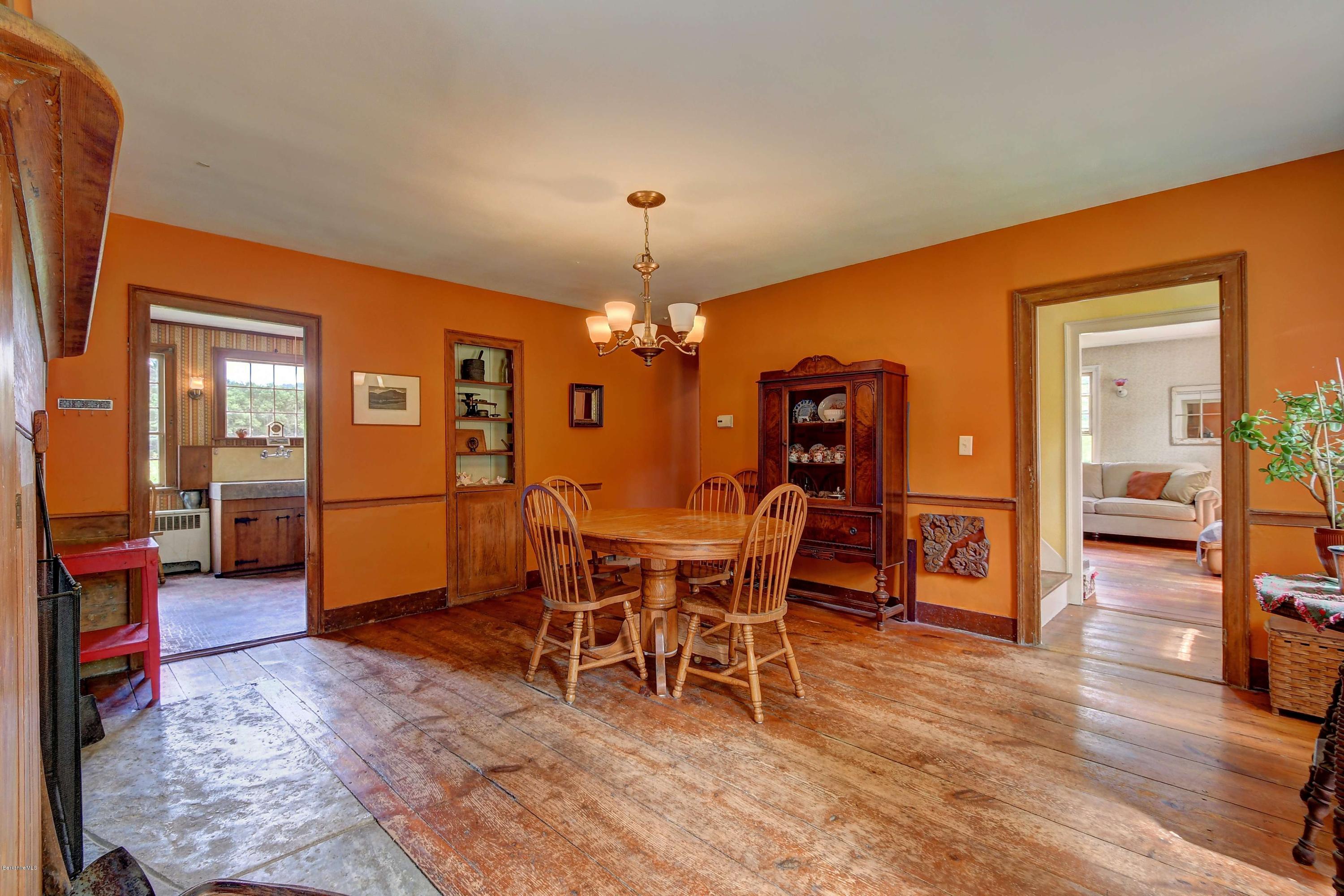19 E Road Alford, MA 01266 - Photo 13 of 30 2118 Dining Room