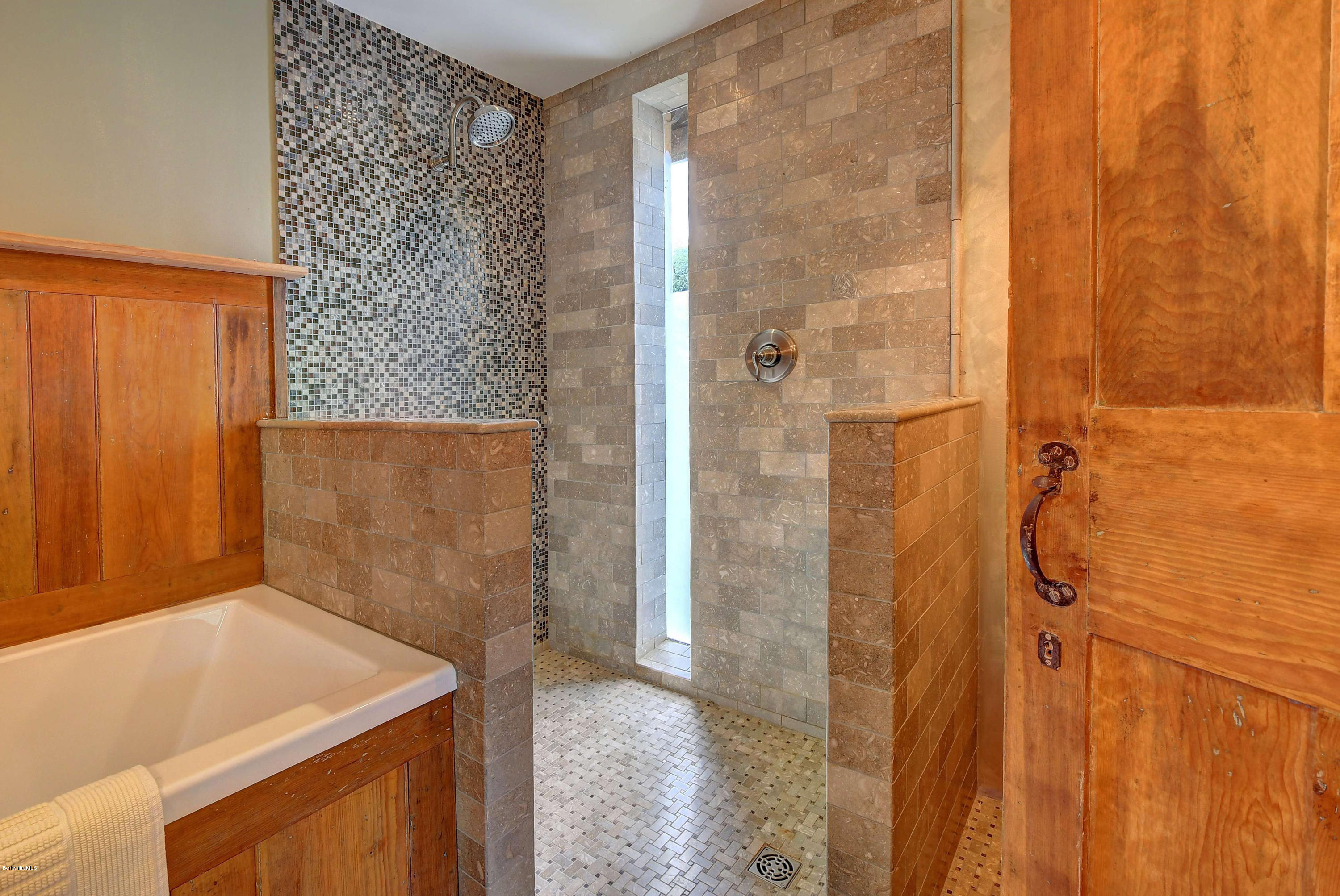 19 E Road Alford, MA 01266 - Photo 18 of 30 2404 Master Bathroom