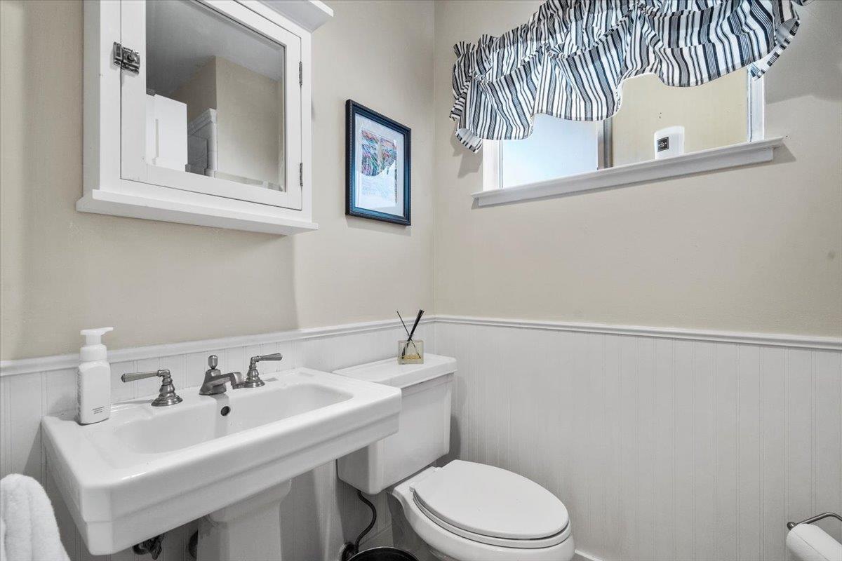 2732 Doverton Square Mountain View, CA 94040 - Photo 15 of 30 a bathroom with a sink a toilet and mirror