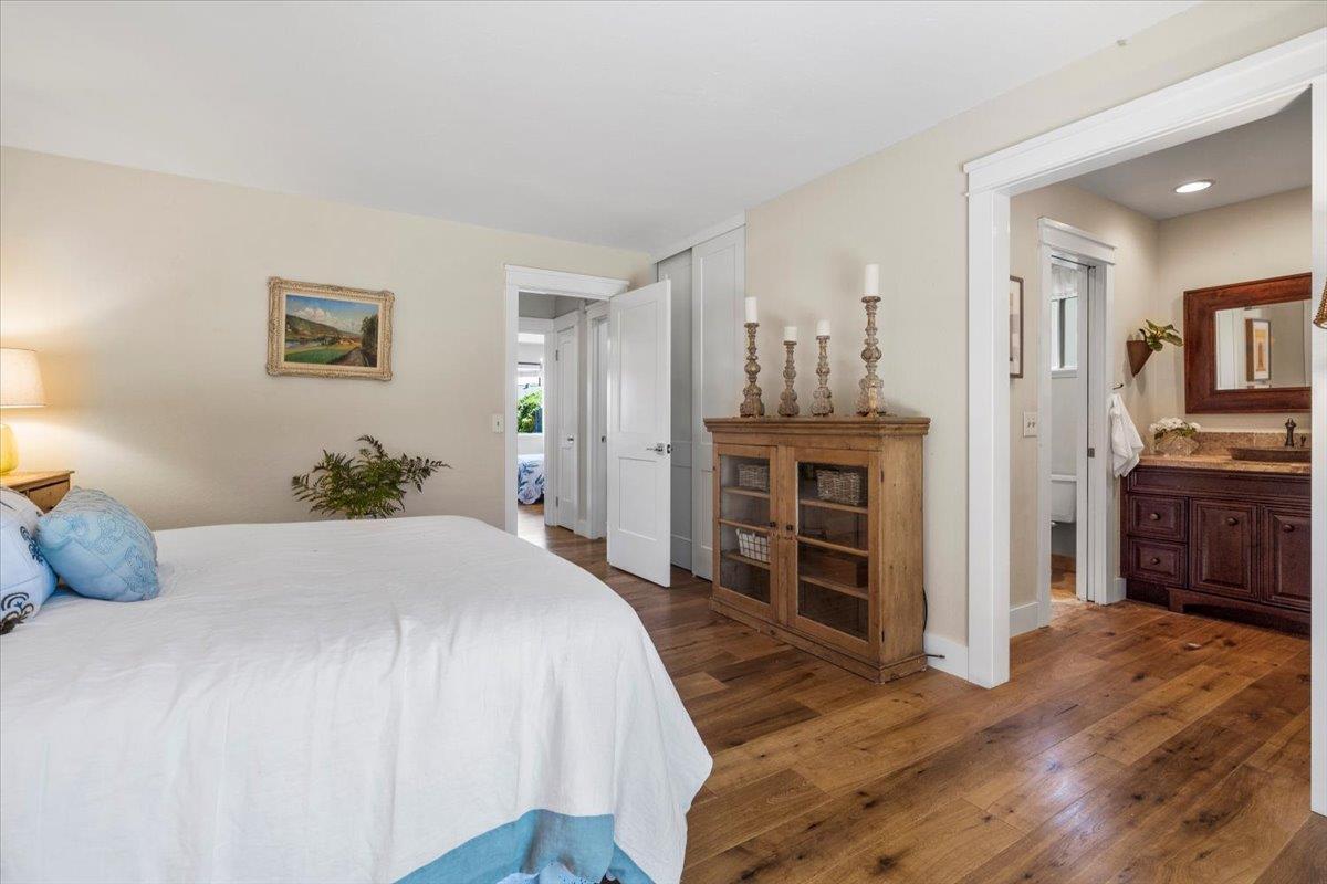 2732 Doverton Square Mountain View, CA 94040 - Photo 21 of 30 a bedroom with a bed and a dresser