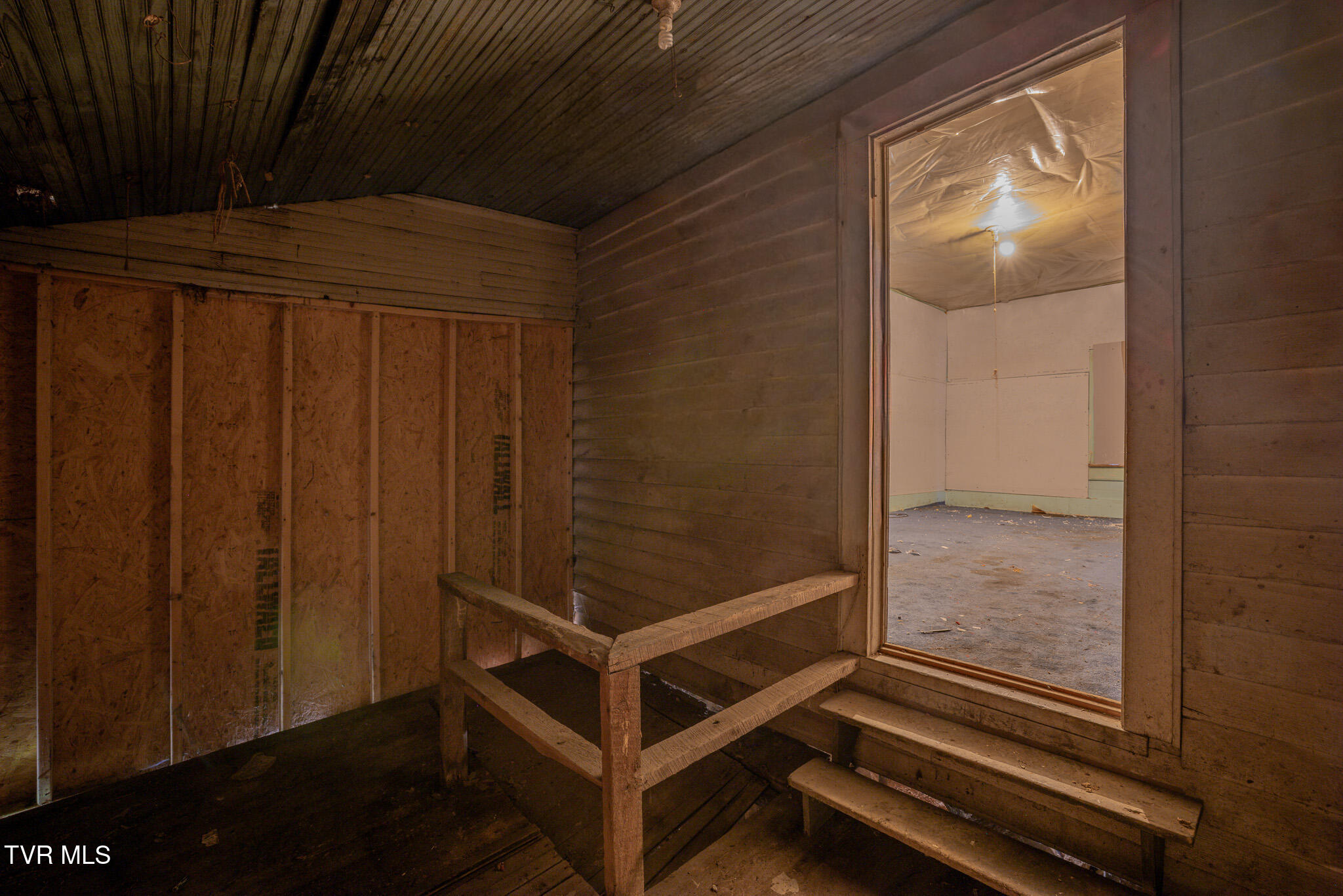 1149 Dunlap Road Kingsport, TN 37663 - Photo 16 of 23 1R9A2094-HDR