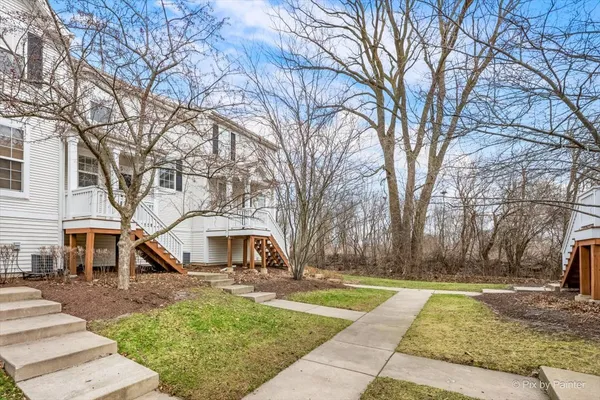 $208,000 | 1472 Cambria Drive, Unit 5, DeKalb, IL 60115