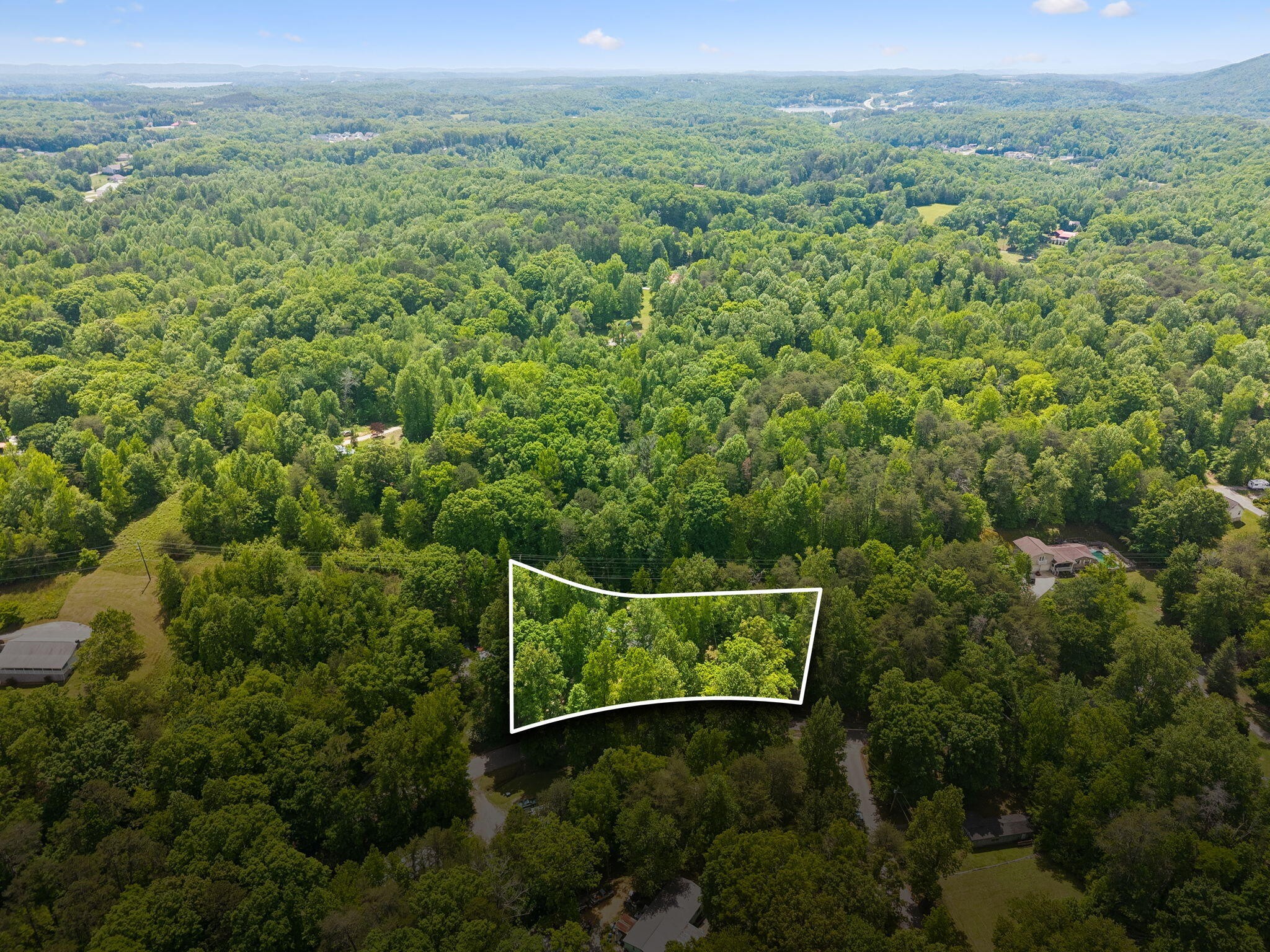 308 Coleman Road Soddy-Daisy, TN 37379 - Photo 4 of 26 Gallery Image 4