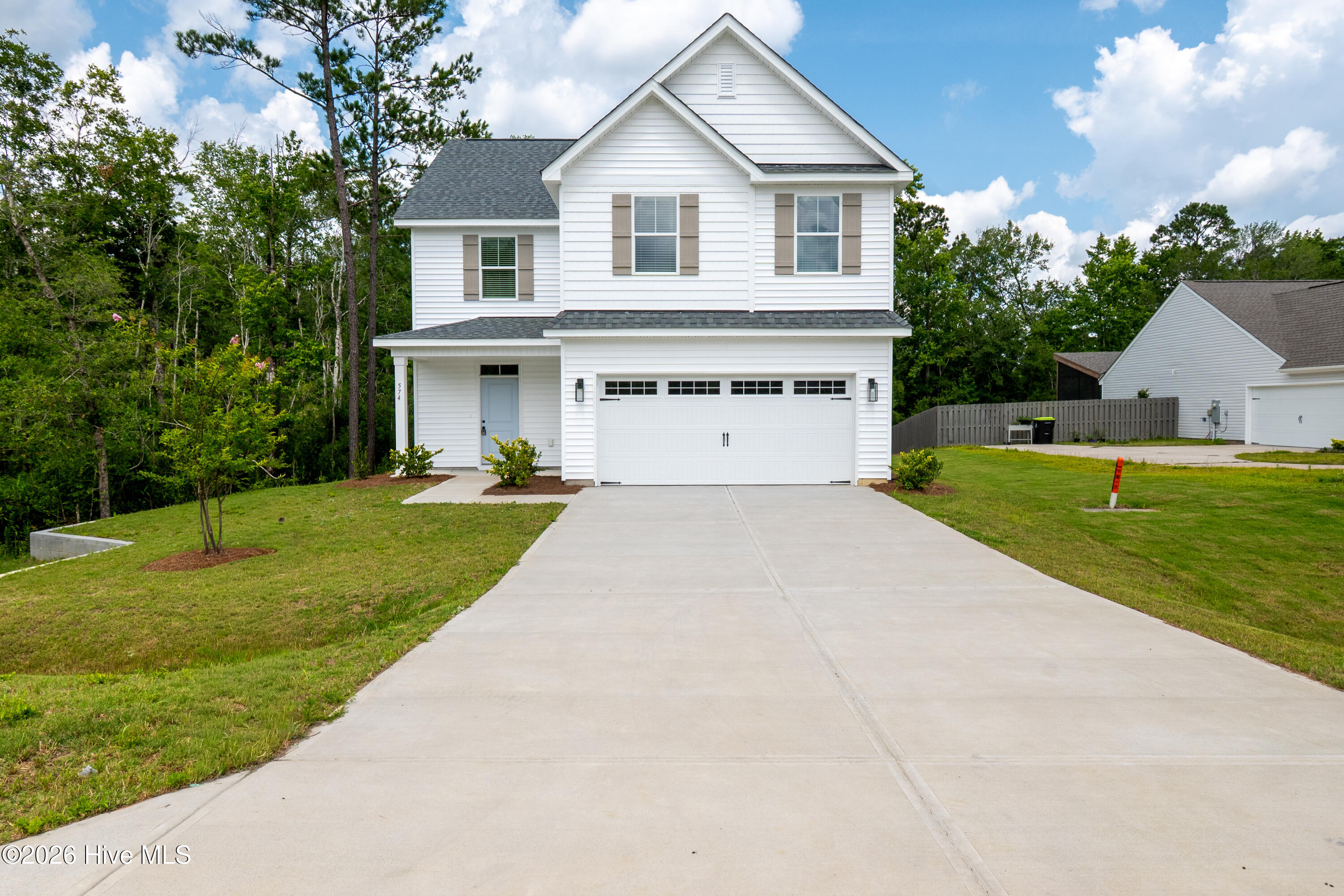 574 Poppleton Drive Hampstead, NC 28443 - Photo 1 of 38 Front