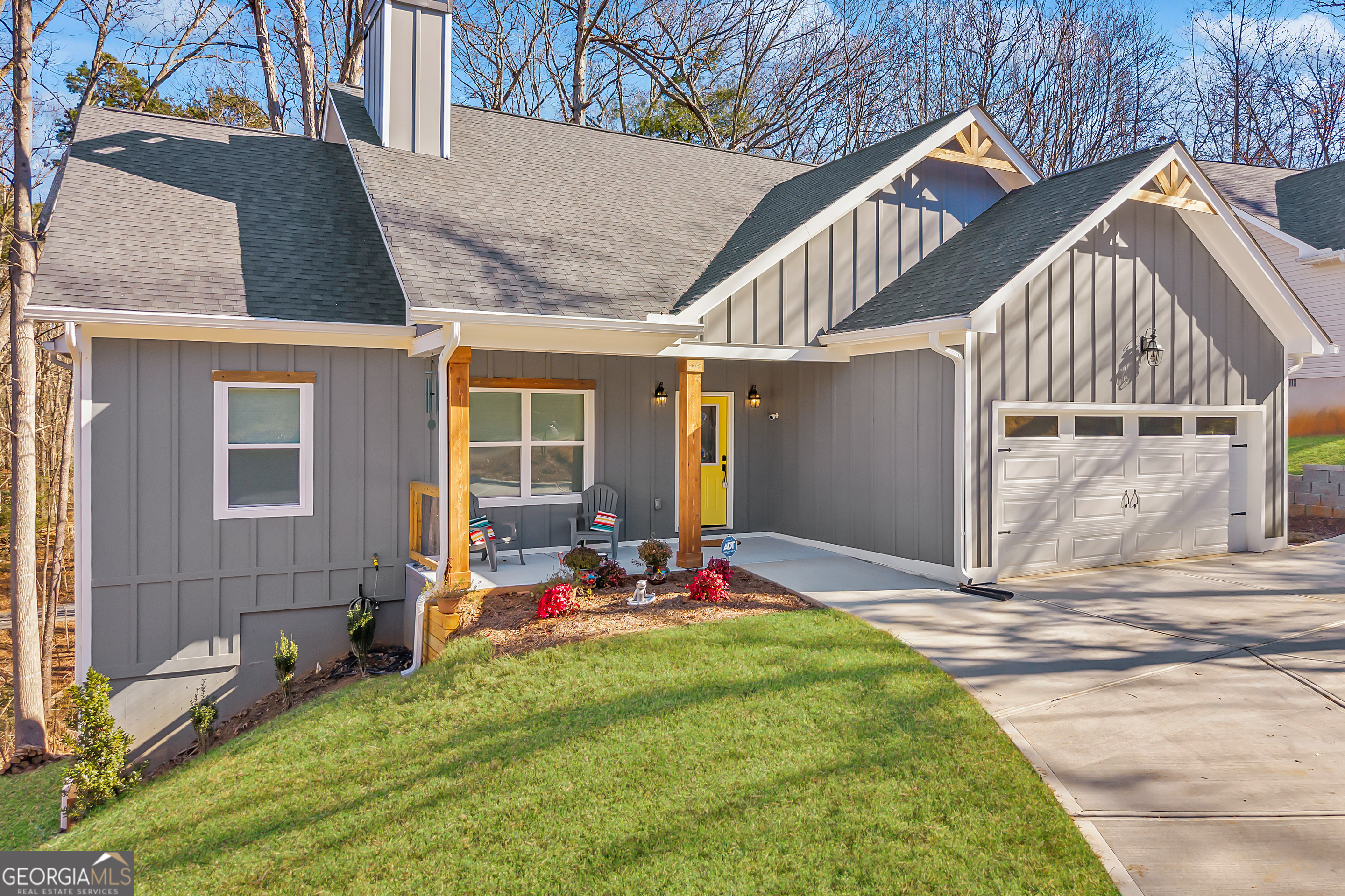 169 View Street Clarkesville, GA 30523 - Photo 3 of 64