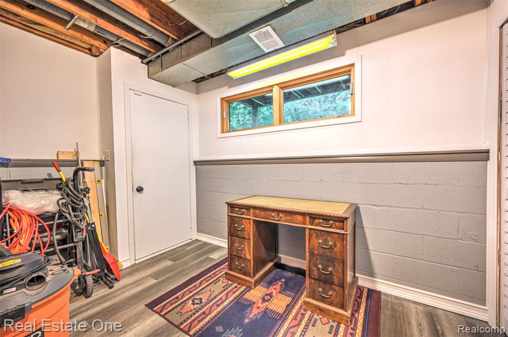 3956 South Sashabaw Road Clarkston, MI 48348 - Photo 47 of 50 Gallery Image 47