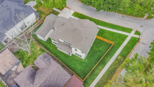 $1,095,000 | 2021 Marnel Road, Houston, TX 77055