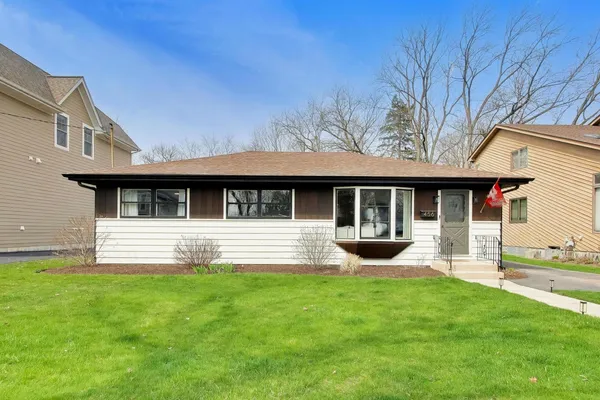 $675,000 | 456 Lowell Avenue, Glen Ellyn, IL 60137