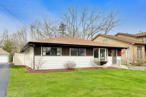 $675,000 | 456 Lowell Avenue, Glen Ellyn, IL 60137