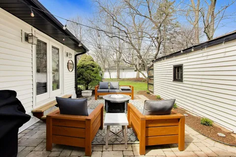 $675,000 | 456 Lowell Avenue, Glen Ellyn, IL 60137