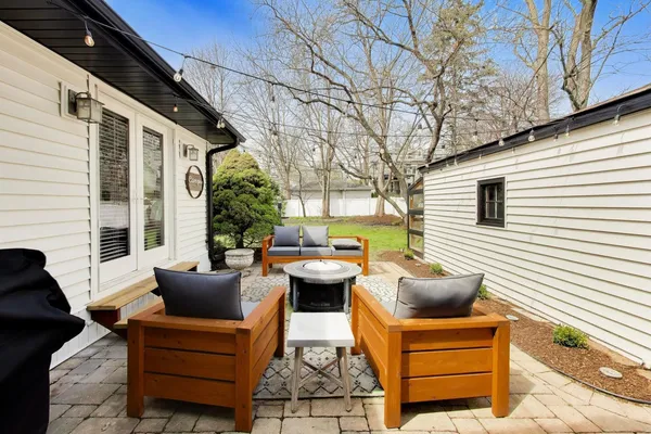 $675,000 | 456 Lowell Avenue, Glen Ellyn, IL 60137