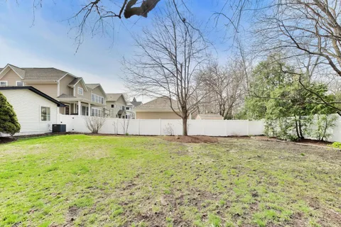 $675,000 | 456 Lowell Avenue, Glen Ellyn, IL 60137