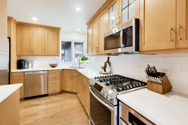 $675,000 | 456 Lowell Avenue, Glen Ellyn, IL 60137