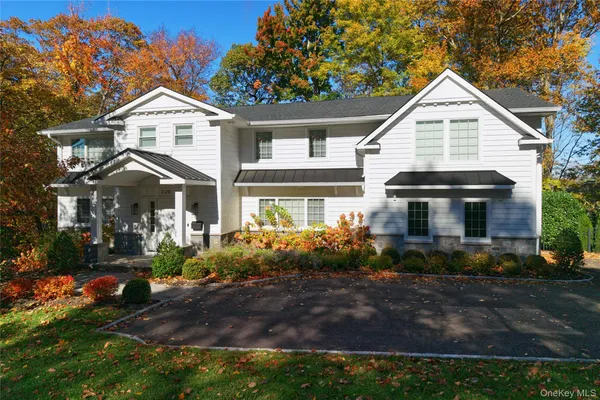 $3,098,000 | 220 Mimosa Drive, East Hills, NY 11576