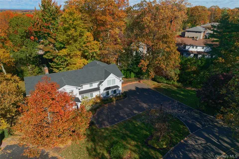 $3,098,000 | 220 Mimosa Drive, East Hills, NY 11576