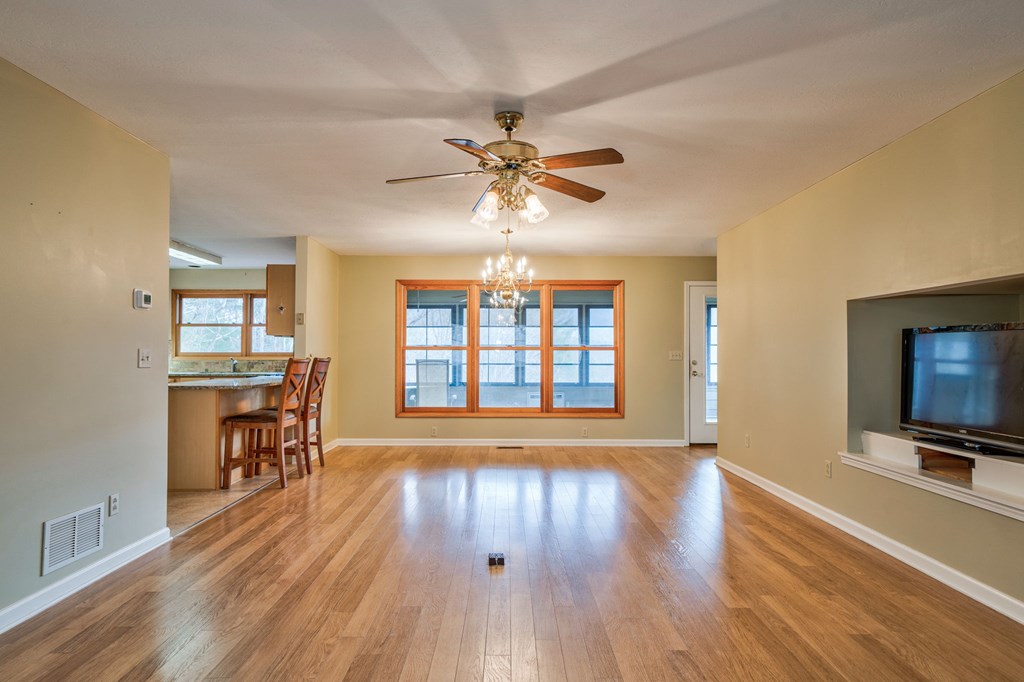 434 Seneca Drive Ellijay, GA 30540 - Photo 5 of 48