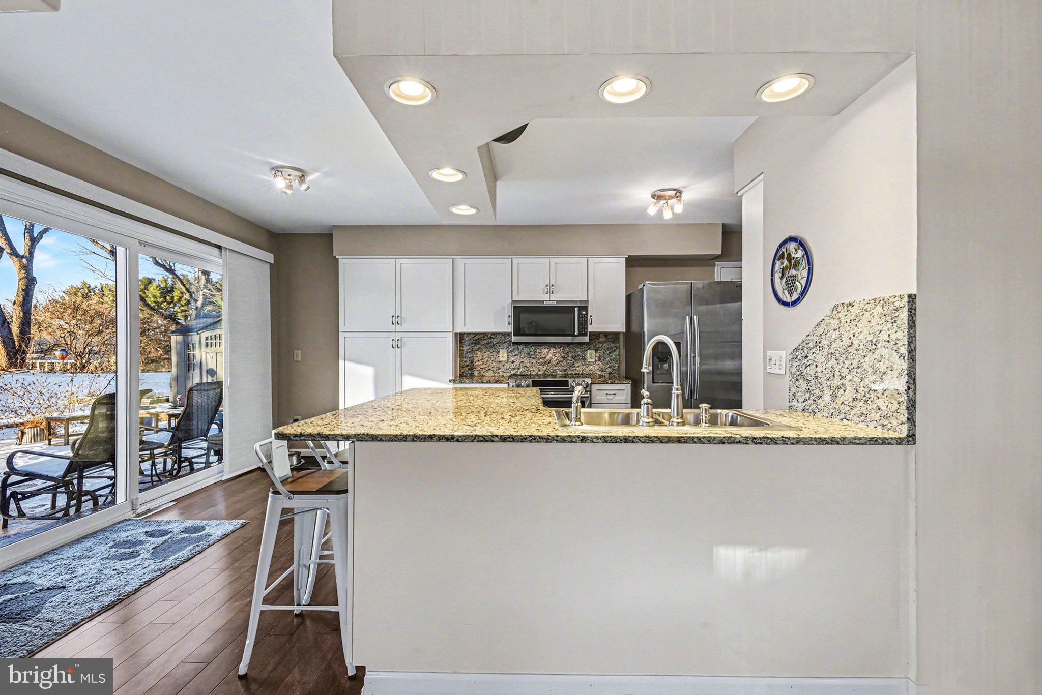 2404 Rye Circle Mechanicsburg, PA 17055 - Photo 12 of 35 Kitchen Counterspace