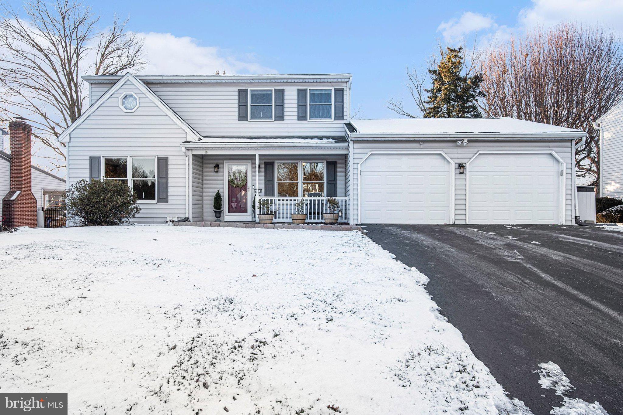 2404 Rye Circle Mechanicsburg, PA 17055 - Photo 3 of 35