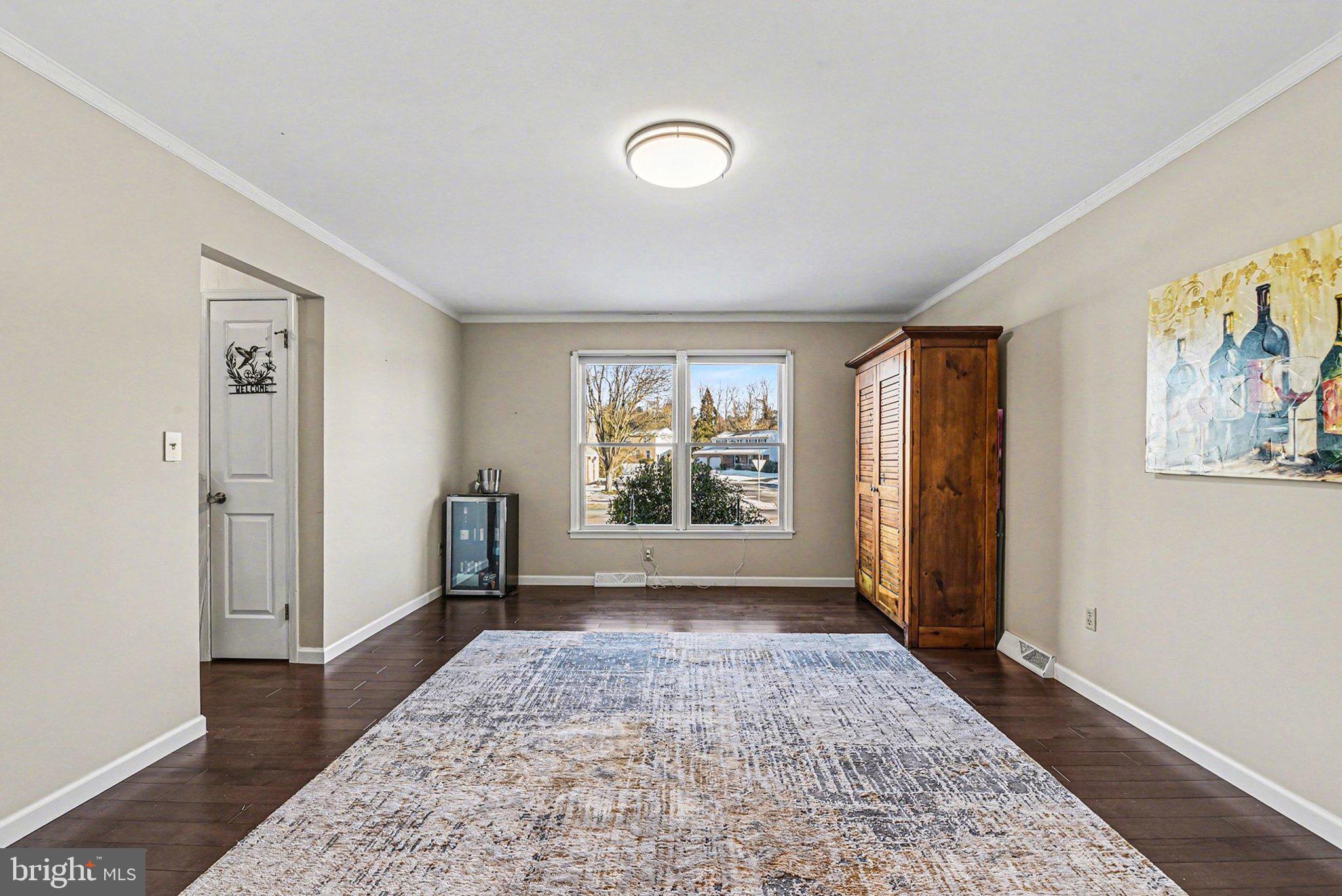 2404 Rye Circle Mechanicsburg, PA 17055 - Photo 6 of 35 Living Room