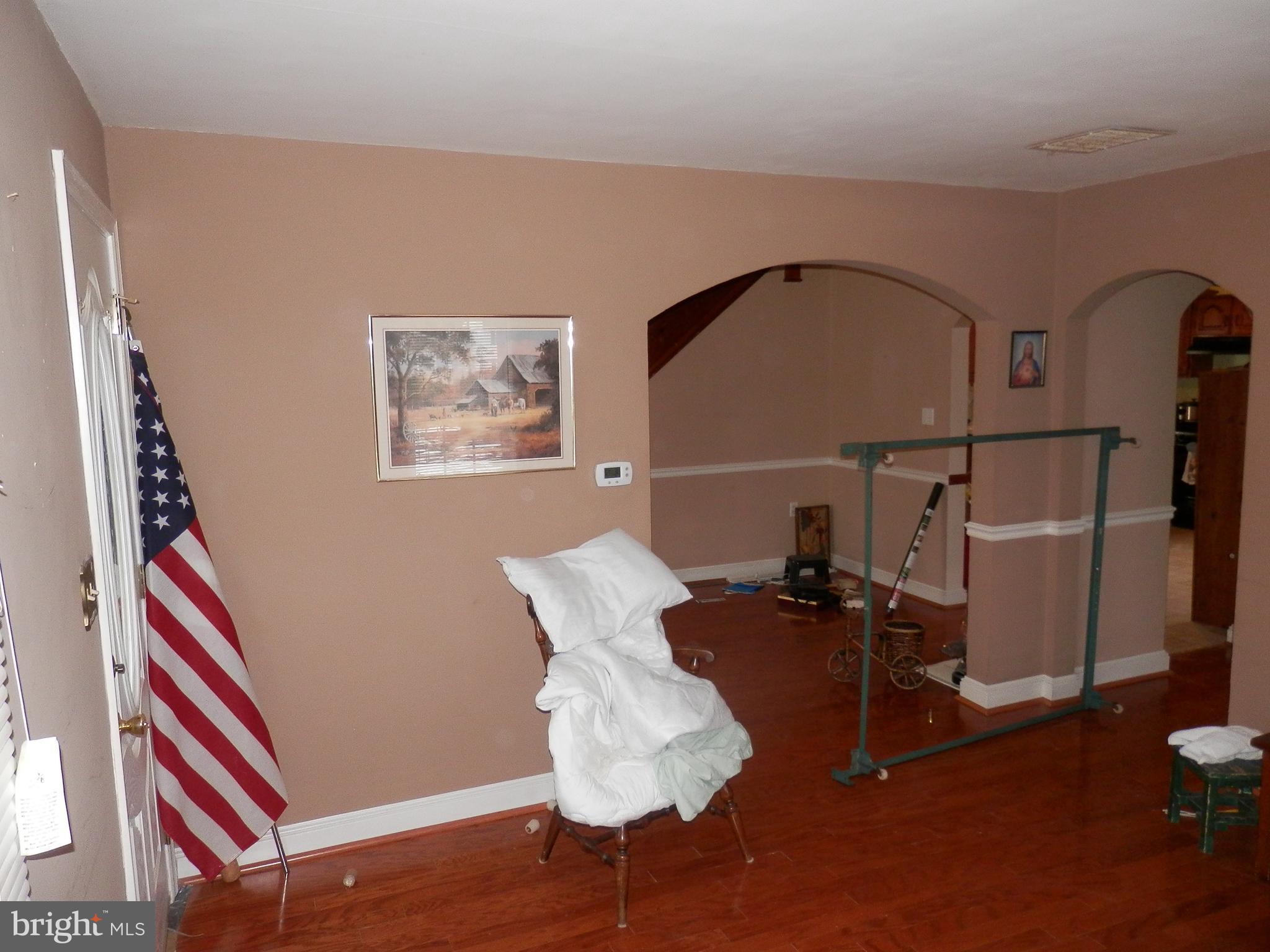 77 South Ralph Street Westminster, MD 21157 - Photo 5 of 15 Family Room