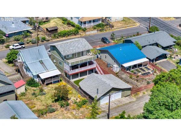 an aerial view of multiple house