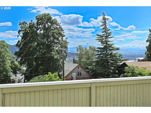 a front view of a house with garage