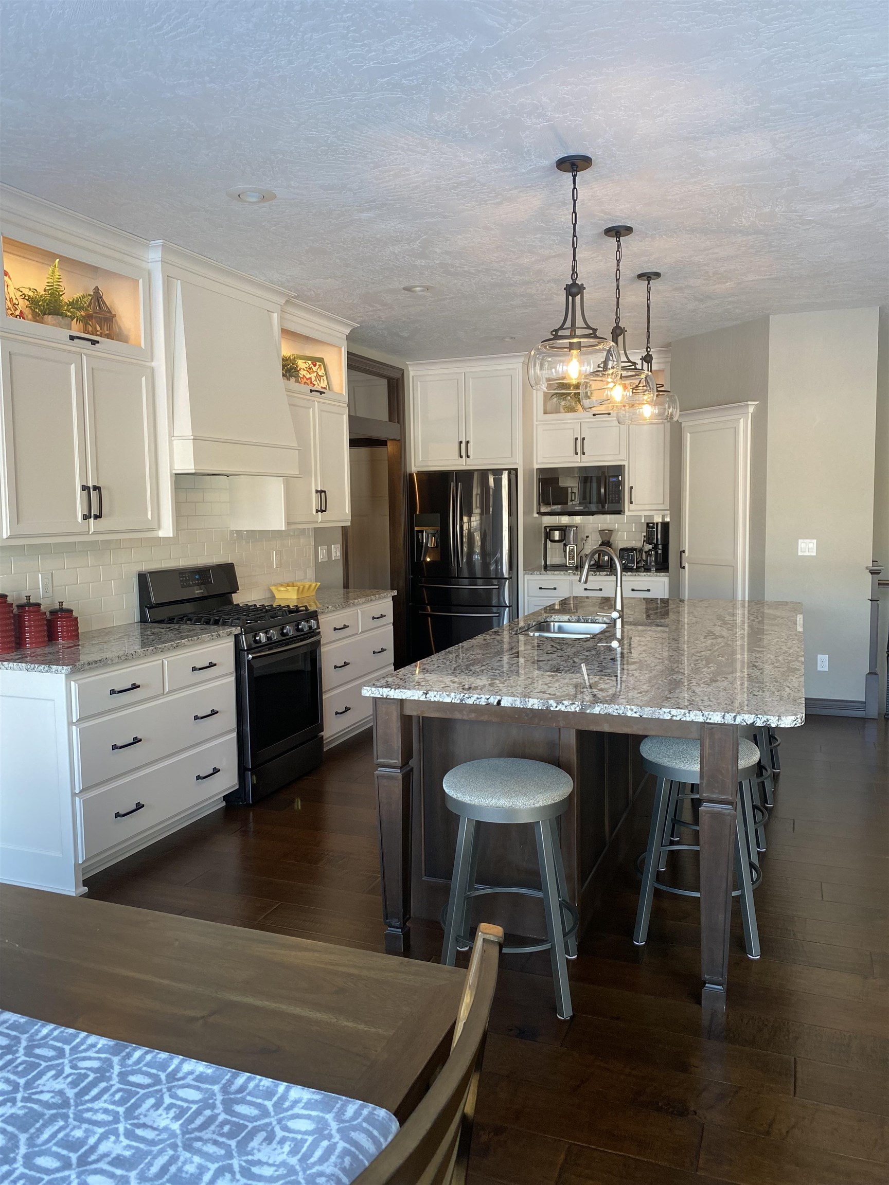 1630 Ravine Drive Green Bay, WI 54313 - Photo 3 of 39