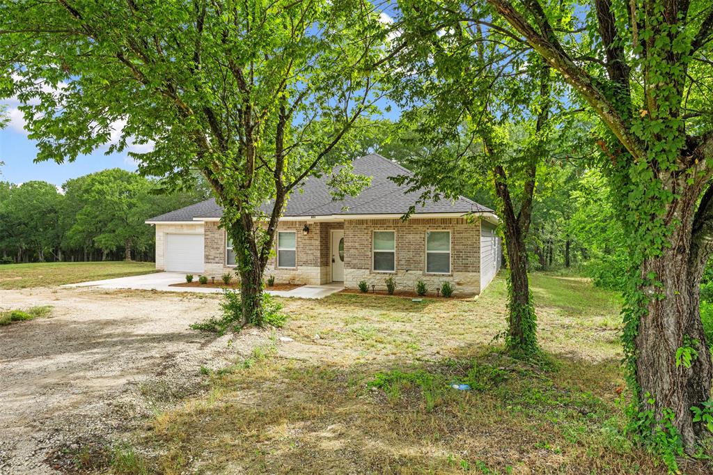 851 Southeast County Road Corsicana, TX 75109 - Photo 2 of 40