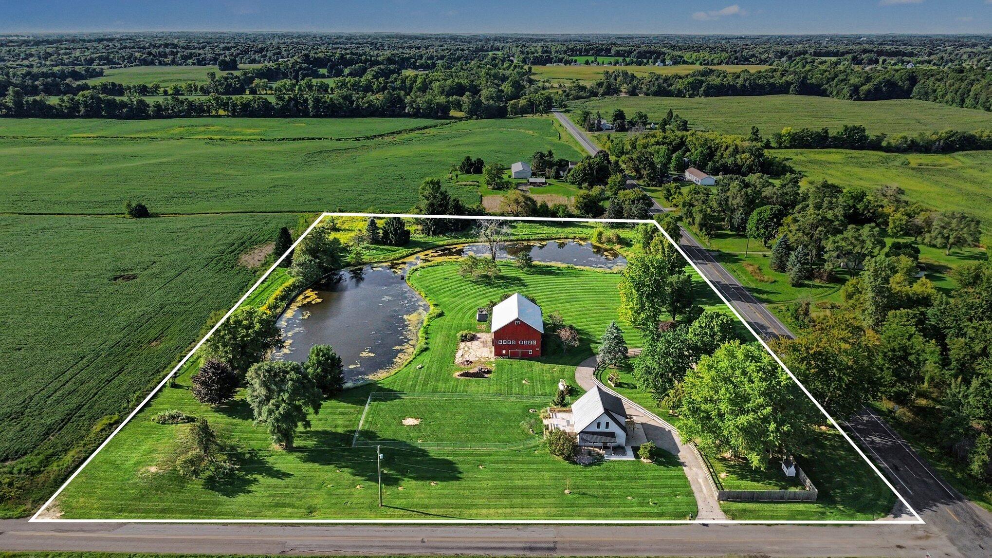 5495 Toles Road Mason, MI 48854 - Photo 3 of 68 063_file_1023
