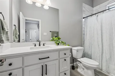 $644,900 | 101 Sycamore Lane, Roanoke, TX 76262