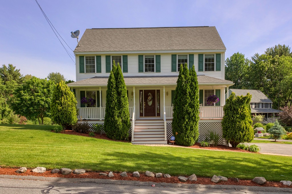219 Pelham Road Dracut, MA 01826 - Photo 1 of 29 Gallery Image 1