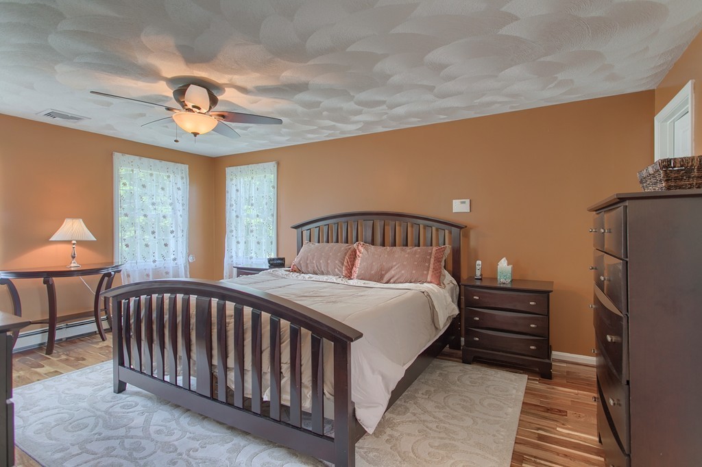 219 Pelham Road Dracut, MA 01826 - Photo 22 of 29 Gallery Image 22