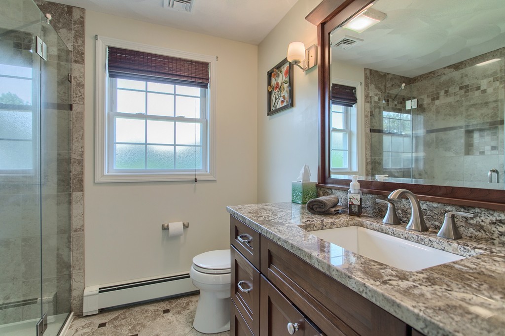 219 Pelham Road Dracut, MA 01826 - Photo 25 of 29 Gallery Image 25